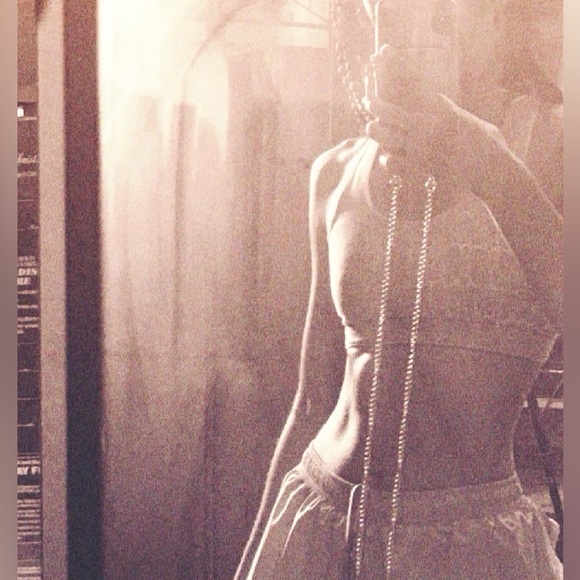 CHAMPION Sports Bra - Picture 6 of 6